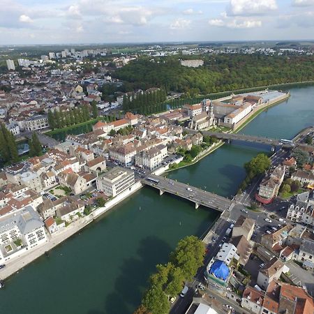 Le Panoramique - Centre-Ville Melun Exterior foto